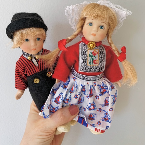 Vintage Porcelain Dutch Dolls - Picture 2 of 5
